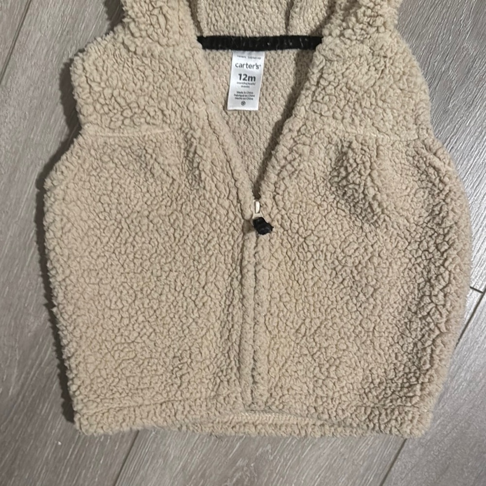 Cozy Bear Hooded Vest - Picture 4 of 6